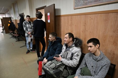 In Rusia a inceput campania de recrutare de primavara. Aproape 150.000 de tineri au fost chemati sub arme