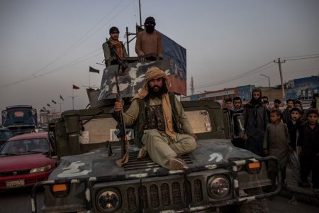 Trei britanici sunt detinuti de talibani in Afganistan. Ce se stie despre ei