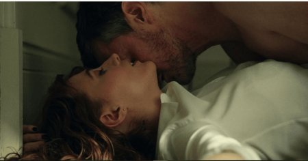 Obsession, cel mai pervers serial Netflix: thrillerul <span style='background:#EDF514'>EROTIC</span> cu scene de sex BDSM e locul 1 in Romania VIDEO FOTO