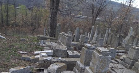 Verdictul judecatorilor pentru profanarea cimitirului evreiesc din Husi. Antisemitism sau doar <span style='background:#EDF514'>TERIBILISM</span>