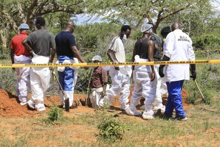 Un alt lider religios din Kenya a fost arestat pentru ucidere in masa a adeptilor, in ancheta privind cultul care indeamna la moarte