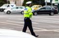 Un politist care dirija traficul in Alba Iulia, accidentat de o soferita de 62 de ani