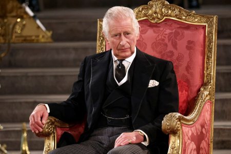 Regele Charles pierde o parte din <span style='background:#EDF514'>COMMON</span>wealth chiar inainte de incoronare