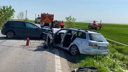 <span style='background:#EDF514'>ACCIDENT FRONTAL</span> pe DN 6 la Prunaru, in Teleorman | Elicopterul SMURD a aterizat pentru a preluat o victima