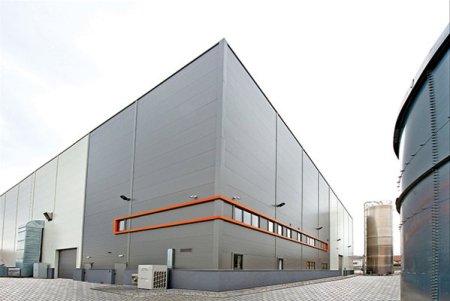 Cum a ajuns compania romaneasca Ecohelp sa construiasca la Targu-Mures o fabrica de procesare a fulgilor PET de peste 7,5 mil. de euro in asociere cu austriecii de la Alpla si elvetienii de la United Polymer Trading