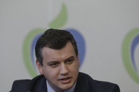 Presedintele PMP, Eugen Tomac: Incompetenta ministrului de Finante Adrian Caciu ne-a costat 38 de miliarde de lei, in doar 15 luni