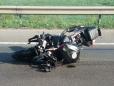 Accident in Timis. Doi tineri, raniti intr-un accident de <span style='background:#EDF514'>MOTOCICLETA</span>