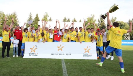CSA Steaua a castigat Cupa Elitelor U17 si vizeaza <span style='background:#EDF514'>EVENTUL</span> » Pe 3 iunie disputa Supercupa Romaniei U17