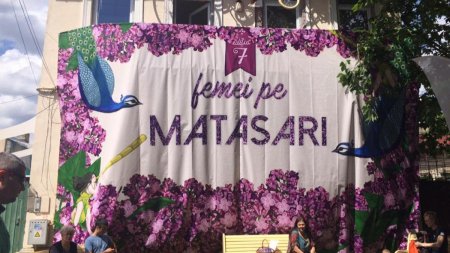 Concerte, spectacole de teatru si ateliere pentru copii, in weekend, la Festivalul "Femei pe <span style='background:#EDF514'>MATASARI</span>"