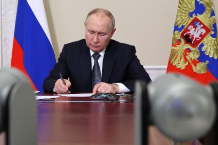 Televiziunea rusa: Putin ar urma sa poarte discutii internationale saptamana viitoare