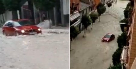 Momentul in care un sofer imprudent este luat de viitura, in timpul ploilor torentiale din Spania: Parca vedeam un film despre sfarsitul lumii