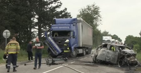 VIDEO Doi romani, arsi de vii in Bulgaria dupa ce masina lor s-a ciocnit cu un TIR romanesc