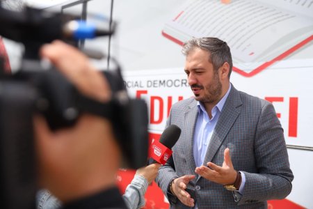 Legatura dintre Caravana Educatiei tineretului PSD si un politician trimis in judecata de DNA pentru ca a dat bani unui politist