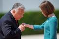Presedinta Maia Sandu nu l-a lasat pe Viktor Orban sa-i pupe mana. Alte trei momente inedite de la summit-ul desfasurat in Republica Moldova