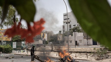 Proteste violente in Senegal: mai multe persoane au murit. Facebook, Instagram, Messenger, Telegram, TikTok, WhatsApp si YouTube au fost inchise