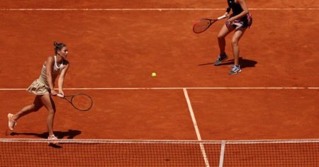 Gabriela Ruse si Marta Kostiuk, invinse in optimile probei feminine de dublu la Roland Garros