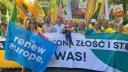 Protest de amploare in Polonia: sute de mii de persoane cer intarirea democratiei