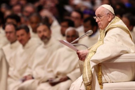 Papa Francisc isi trimite cardinalii la Kiev, intr-o ultima incercare de a opri razboiul