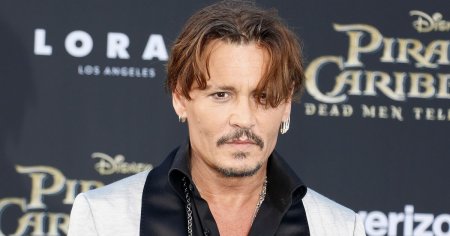 Surpriza de care a avut parte Johnny Depp in Romania. Ce s-a intamplat in timpul concertului Hollywood Vampires VIDEO