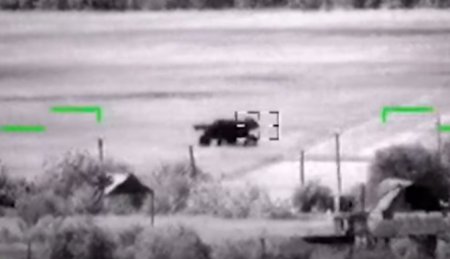 Moscova sustine ca distrus 8 tancuri Leopard ale Ucrainei, cu o inregistrare video care arata, de fapt, un elicopter rusesc care bombardeaza un tractor