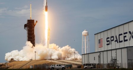 SpaceX face istorie cu misiunea de lansare <span style='background:#EDF514'>TRANSPORTER</span> 8