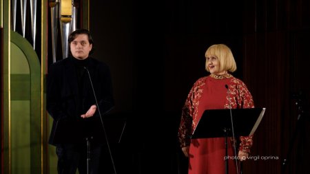 Rodica Mandache si tanarul actor Eduard Pauna aduc Aplauze pentru poet... pe scena, la FITS, pe 28 iunie