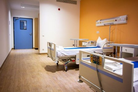 KADRA asigura solutii automate de acces pentru noul spital <span style='background:#EDF514'>MEDICOVER</span> si aniverseaza 30 de ani de la infiintare