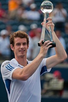 Andy Murray a debutat cu dreptul la turneul de Mare Slem de la Wimbledon