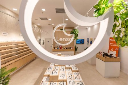 <span style='background:#EDF514'>LENSA</span>, s-a extins in regiune - primul magazin a fost deschis astazi, in Chisinau