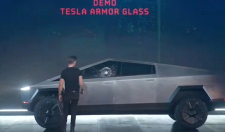 Productia Cybertruck de la Tesla incepe in Texas cu doi ani intarziere si la patru ani dupa ce Elon Musk a dezvaluit prototipul
