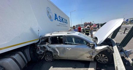 Accident groaznic la iesirea de pe Autostrada Vestului spre Margina. <span style='background:#EDF514'>UN TIR A SPULBERAT</span> patru masini VIDEO