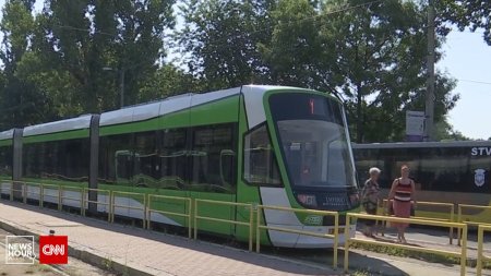 Probleme grave la sistemul de franare semnalate la tramvaiele din Bucuresti | Reactia primarului