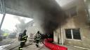 Incendiu violent la o hala de depozitare calculatoare din Mures