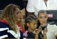 Ce facea Kim Kardashian in timpul golului marcat de Messi pentru Miami » Serena Williams i-a atras imediat atentia