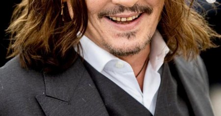 Johnny Depp, gasit inconstient in camera sa de hotel, inaintea concertului din Budapesta