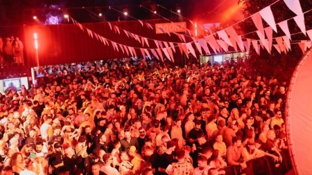 Ultima noapte de distractie la <span style='background:#EDF514'>ELECTRIC CASTLE</span> 2023 cu artisti de renume | Peste 55.000 de festivalieri s-au bucurat de showurile de la Bontida