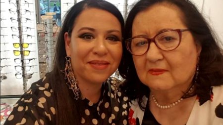 Oana Roman a rabufnit dupa ce a fost acuzata ca si-a abandonat mama la azil: A stat cu mine in casa atat cat s-a putut