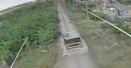 Momentul in care un temut lansator de rachete termobarice este pulverizat de o drona ucraineana VIDEO