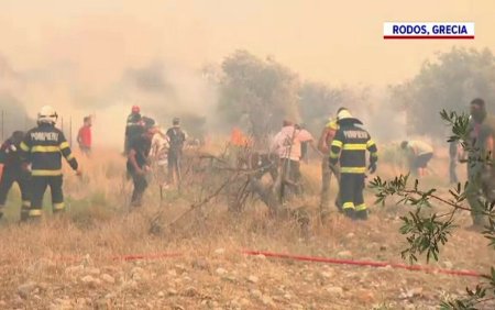Incendiile de vegetatie continua in Grecia. Flacarile au luat <span style='background:#EDF514'>DOUA VIETI</span> si au ajuns la un depozit de munitie