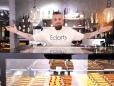Afaceri de la Zero. Alexandru Papugiu a deschis cofetaria Eclarts in mijlocul Capitalei dupa o investitie de 400.000 de euro si vrea sa duca brandul de prajituri si in malluri