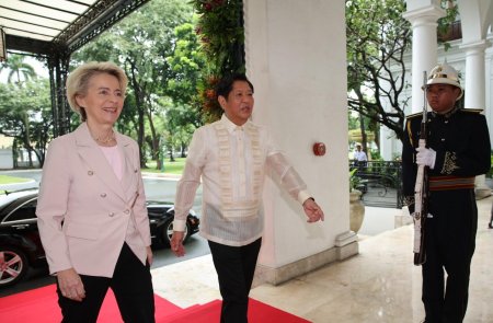 Aflata la Manila, Ursula von der Leyen critica Beijingul si pledeaza pentru intarirea cooperarii cu Filipine in materie de securitate maritima