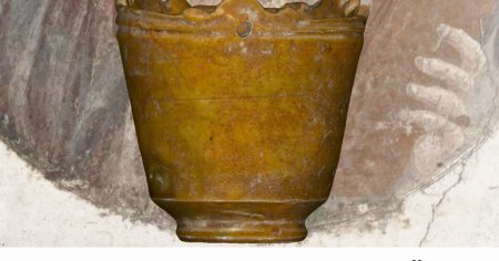 Calimara de la <span style='background:#EDF514'>APULUM</span>, obiect din Dacia Romana vechi de 2000 de ani. Cum a fost descoperita