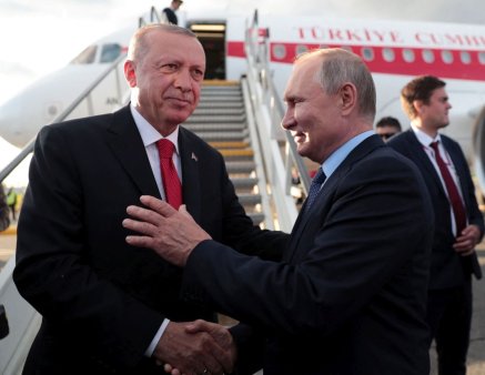 Vladimir Putin va merge intr-o vizita oficiala in Turcia, la invitatia lui Recep Tayyip Erdogan