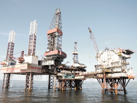 Ciolacu: Primele cantitati de gaze din Marea Neagra ar urma sa fie extrase in anul 2027