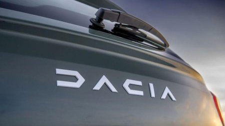 Dacia pregateste un nou model. C-Neo va concura cu greii pietei auto din Europa FOTO