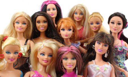 ”Barbie” depaseste pragul de un miliard de dolari incasari la nivel global, o premiera pentru o regizoare