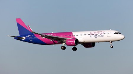 Pachet salarial extins. Seful Wizz Air deschide <span style='background:#EDF514'>SAMPANIA</span> si saluta spiritul capitalist
