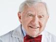 Un neurolog de 101 ani impartaseste 4 secrete ale unei vieti lungi si fericite