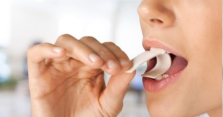 Mitul gumei de mestecat care face rau la stomac, spulberat de un medic: O singura mentiune!. Ce aroma trebuie evitata