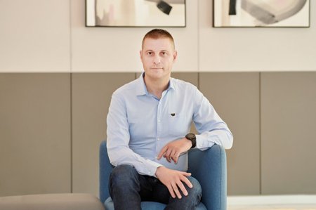 Arthur Radulescu, fondator si CEO al MerchantPro - platforma de e-commerce: Am investit aproape un milion de euro intr-o versiune complet noua. Anul acesta mizam pe venituri cu 30% mai mari
